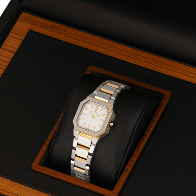 ساعة  نسائية ماركة بلاك آرمن S1801V1